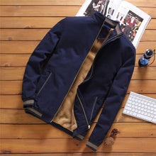 Load image into Gallery viewer, Hot Sell Fleece Jackets Men Pilot Jacket Male Warm Fashion Baseball Hip Hop Coats Slim Fit Coat Brand Clothing Bomber Outerwear